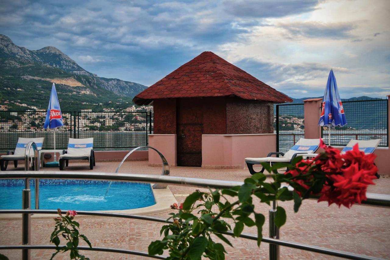 Apartments Maxi Katic Χέρτσεγκ Νόβι Εξωτερικό φωτογραφία