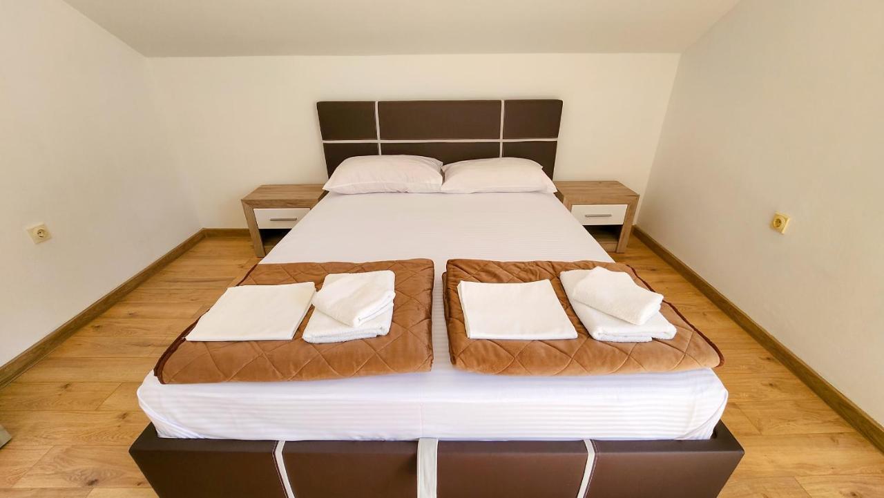 Apartments Maxi Katic Χέρτσεγκ Νόβι Εξωτερικό φωτογραφία