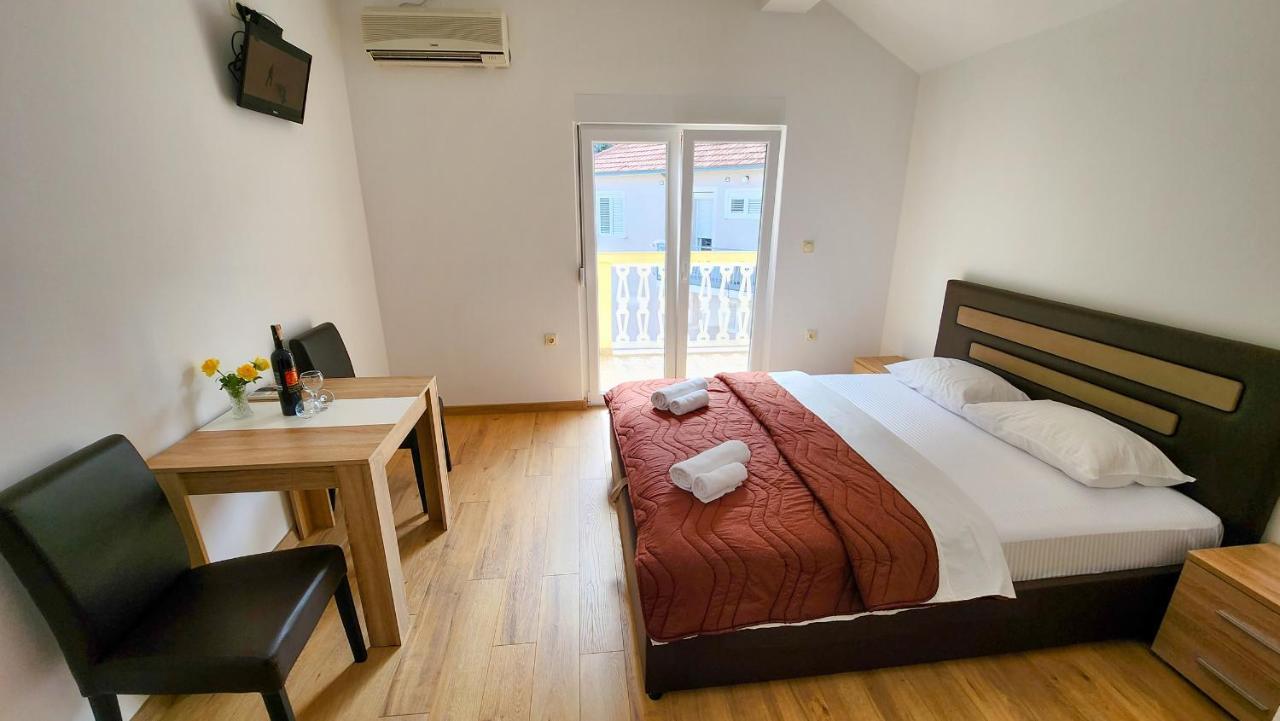 Apartments Maxi Katic Χέρτσεγκ Νόβι Εξωτερικό φωτογραφία