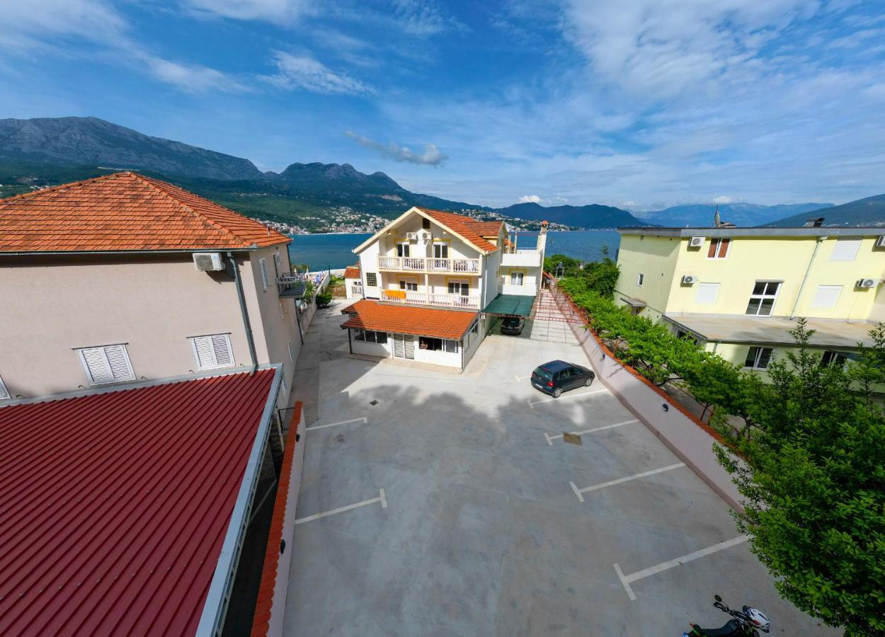 Apartments Maxi Katic Χέρτσεγκ Νόβι Εξωτερικό φωτογραφία