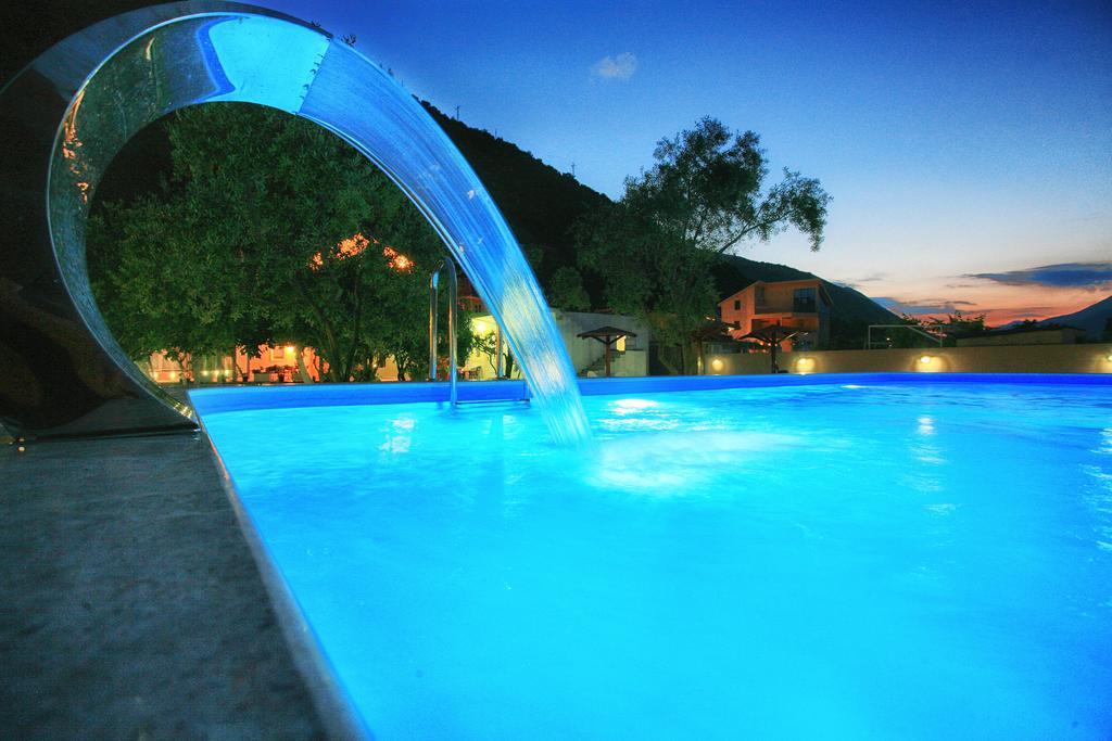 Apartments Maxi Katic Χέρτσεγκ Νόβι Εξωτερικό φωτογραφία