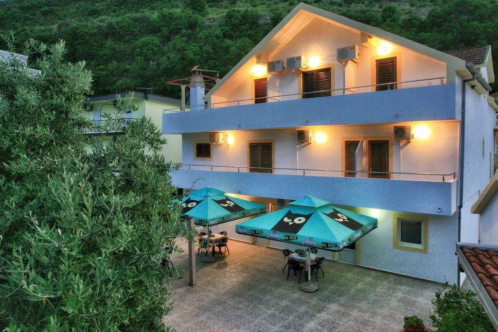 Apartments Maxi Katic Χέρτσεγκ Νόβι Εξωτερικό φωτογραφία